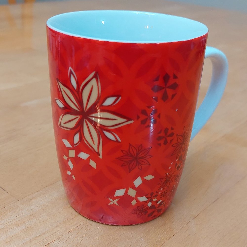 2013 Starbucks Holiday Ceramic Coffee Tea Mug Poinsettia and Snowflake 11 fl oz
